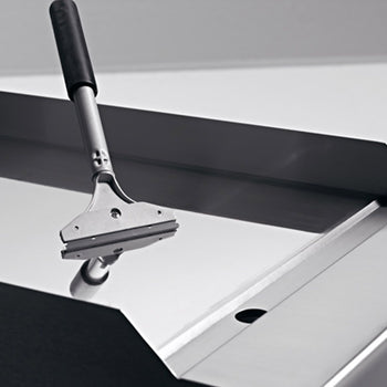 Gazowa płyta grillowa - 8 kW - Gładka - z utwardzoną powierzchnią chromowaną - włącznie z ramą podstawy - Prime Gastro