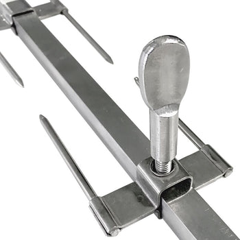 Szpikulec ze stali nierdzewnej do grillowania kurczaka na węglu drzewnym - długość: 135 cm - Prime Gastro