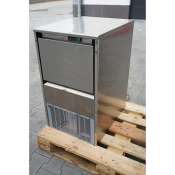 Kruszarka do lodu - 56 kg/ 24 godz. - Prime Gastro