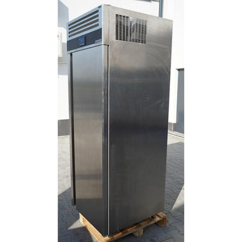 Zamrażarka ze stali nierdzewnej PREMIUM - GN 2/1 - 700 litrów - z 1 drzwiami - Prime Gastro