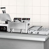 Małe stołowe urządzenia kuchenne