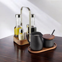 Pojemniki na przyprawy i menu stołowe