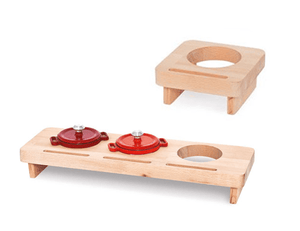 Drewniane stojaki na garnki