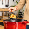 STAUB | Łyżka cedzakowa – 310 mm – silikon – czarna/drewniana