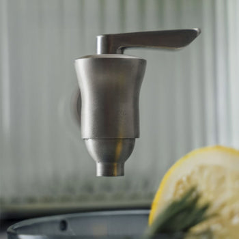 Dozownik do napojów - INDUSTRIAL - zestaw 2-częściowy - szklany pojemnik z kranikiem - 7 litrów - wraz z podstawą - Prime Gastro