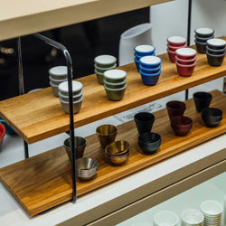 Etagère - 2 - poziomowa - PERFECTO LARGE - Kwadratowa - Metalowa rama - Dębowe półki