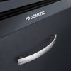 DOMETIC | Chłodziarka minibarowa do zabudowy DM 50 NTE D – 550 mm – 50 L – z wysuwaną szufladą z dekorem