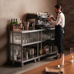 Barowy stół roboczy – stal nierdzewna – 1200 x 400 mm – z 4 półkami