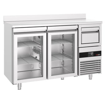 Stół chłodniczy barowy do napojów PREMIUM - 1580 x 600 mm - z 2 szklanymi drzwiami, panelem tylnym & kołatką do kawy - Prime Gastro