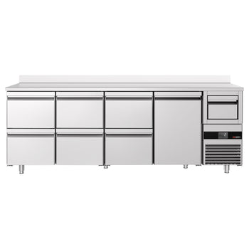 Stół chłodniczy barowy do napojów PREMIUM - 2690x600 mm - z 1 drzwiami, 6 szufladami, panelem tylnym & kołatką do kawy - Prime Gastro