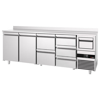 Stół chłodniczy barowy do napojów PREMIUM - 2690x600 mm - z 2 drzwiami, 5 szufladami, panelem tylnym & kołatką do kawy - Prime Gastro