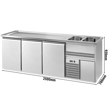 Barowy stół chłodniczy PREMIUM PLUS - 2500x700mm - 3 drzwi - Prime Gastro