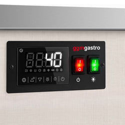 Wózek bufetowy ciepły PARYŻ – 1340 mm – na 3x GN 1/1 – od +30 do +90 °C – z bemarem, półką na talerze i kółkami, image 9 of 13