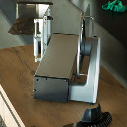 Graef | Concept 25L – profesjonalna krajalnica uniwersalna – ostrze: Ø 250 mm – długość cięcia: 300 mm