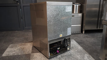 Kostkarka do lodu - wydrążony cylinder - 80 kg/ 24 godz. - Prime Gastro