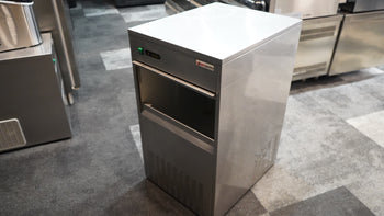 Kostkarka do lodu - wydrążony cylinder - 80 kg/ 24 godz. - Prime Gastro