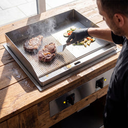 Elektryczna płyta grillowa do zabudowy – 9 kW – gładka i ryflowana - powierzchnia smażenia: 800 x 765 mm