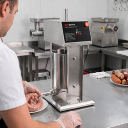 Elektryczna nadziewarka do kiełbas - 20l - stal nierdzewna - w zestawie: pedał nożny i (4 lejki do kiełbas i 3 lejki do churros) - 180W