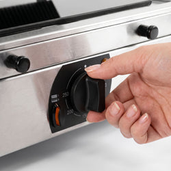 Glass Ceramic Contact Grill – 3 kW – Smooth Bottom & Ribbed Top – Grilling Surface: 345x220mm