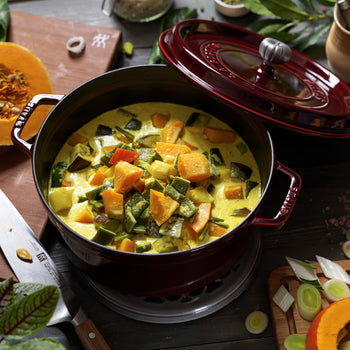 STAUB | LA COCOTTE - Cocotte - Ø 240mm - Żeliwo - Grenadynowa czerwona - Prime Gastro