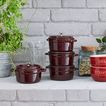 STAUB | LA COCOTTE - Mini Cocotte - Ø 100mm - Żeliwo - Grenadynowa czerwona - Prime Gastro