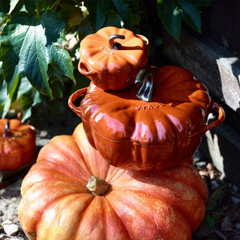 STAUB | CERAMIQUE - Cocotte - Kształt dyni - Ø 150mm - Ceramika - cynamonowe - Prime Gastro