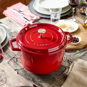 STAUB | LA COCOTTE - Cocotte - Ø 240mm - Żeliwo - Wiśniowa czerwona - Prime Gastro