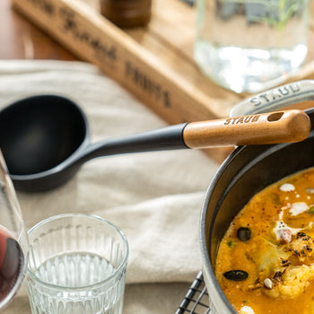STAUB | Chochla do zupy - 310 mm - silikonowa - czarna - Prime Gastro