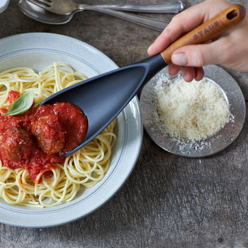 STAUB | Łyżka uniwersalna - 300 mm - silikonowa - czarna - Prime Gastro