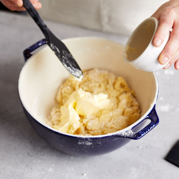 STAUB | Skrobak do ciasta - 300 mm - silikonowy - czarny - Prime Gastro