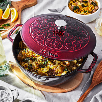 STAUB | LA COCOTTE - Lilia La Marmite - Ø 240mm - Żeliwo - Grenadynowa czerwień - Prime Gastro