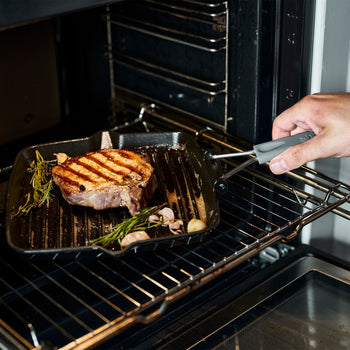 STAUB | PATELNIE GRILLOWE - Patelnia grillowa - 240x240mm - Żeliwo - Czarny - Prime Gastro