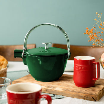 STAUB | SPECIALITIES - Czajniczek - 1,1 litra - Żeliwo - Bazyliowa zieleń - Prime Gastro