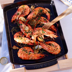 STAUB | SERVING - Talerz z drewnianą podstawą - 330x220mm - Żeliwo - Czarny