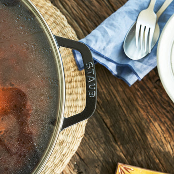 STAUB | SPECIALITIES - Wok ze szklaną pokrywą - Ø 300mm - Żeliwo - Czarny - Prime Gastro