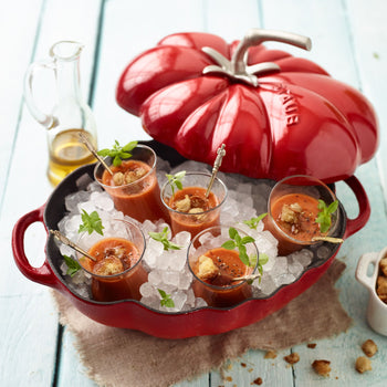 STAUB | LA COCOTTE - Cocotte- Forma do pomidorów - 250mm - Żeliwo - Wiśniowa czerwień - Prime Gastro