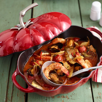 STAUB | LA COCOTTE - Cocotte- Forma do pomidorów - 250mm - Żeliwo - Wiśniowa czerwień - Prime Gastro