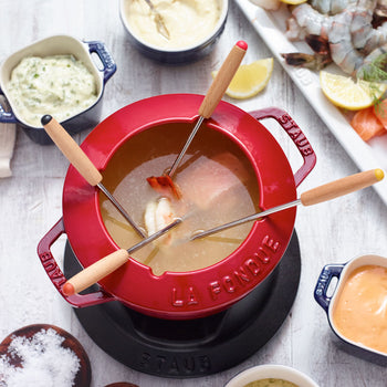 STAUB | SPECIALITIES - Zestaw do fondue - Ø 160mm - Żeliwo - Wiśniowa czerwień - Prime Gastro