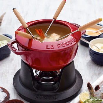 STAUB | SPECIALITIES - Zestaw do fondue - Ø 160mm - Żeliwo - Wiśniowa czerwień - Prime Gastro