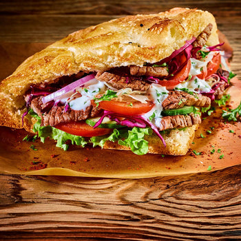 Elektryczny grill do gyrosa/kebaba - mobilny - 3 palniki - maks. 40 kg - włącznie z drzwiami na zawiasach - Prime Gastro