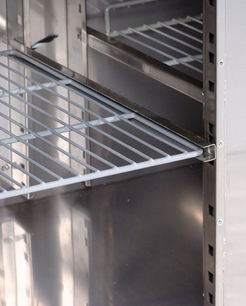 Stół chłodniczy ECO - 2230x700 mm - z 1 drzwiami & 6 szufladami & z panelem tylnym - Prime Gastro