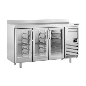 Stół chłodniczy barowy do napojów PREMIUM PLUS - 1960x600mm - z 3 szklanymi drzwiami, panelem tylnym & kołatką do kawy - Prime Gastro