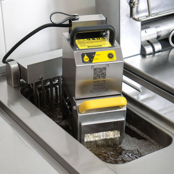 VITO | Przenośne urządzenie filtrujące oleju do smażenia - 30 litrów/minutę - do frytownic o pojemności maks. 12 litrów - Prime Gastro