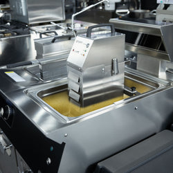 Przenośne urządzenie filtrujące oleju do smażenia - 80 litrów/minutę - do frytownic o pojemności 20 litrów i większych