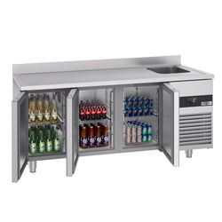 Stół chłodniczy PREMIUM - 1900x700 mm - z 3 drzwiami, 1 zlewem po prawej stronie & panelem tylnym
