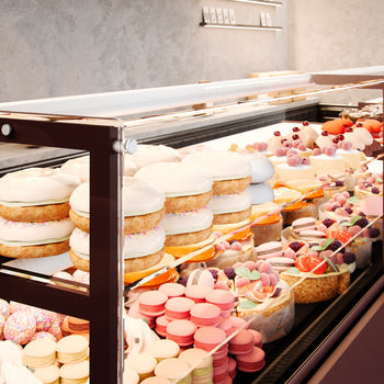 Witryna cukiernicza - 1680mm - 2 półki - Prime Gastro