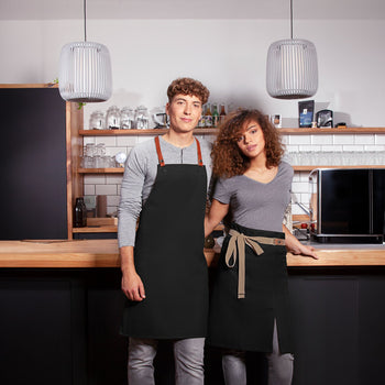 KARLOWSKY | Fartuch na szelkach Green-Generation - Czarny - Prime Gastro