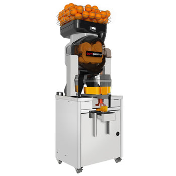 Elektryczna wyciskarka do pomarańczy - z chłodzeniem, automatycznym podawaniem owoców, schowkiem na sok i podstawą - srebrna - Prime Gastro