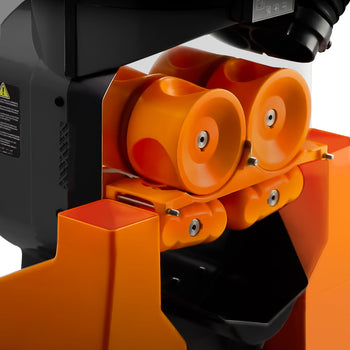 Elektryczna wyciskarka do pomarańczy - z automatycznym podajnikiem owoców, schowkiem na sok & podstawą - czarna - Prime Gastro