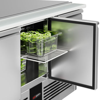 Stół Sałatkowy ECO - 1368 mm - 3 drzwi - Wlot na pojemniki GN - Prime Gastro